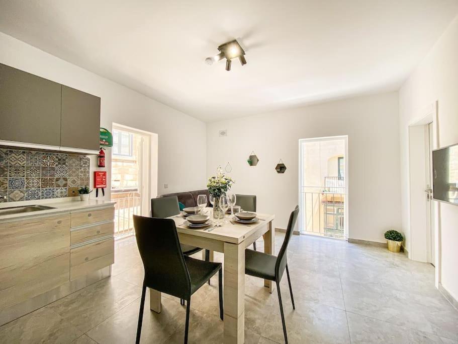 Lovely 1- Bedroom Apartment In Floriana Exteriér fotografie